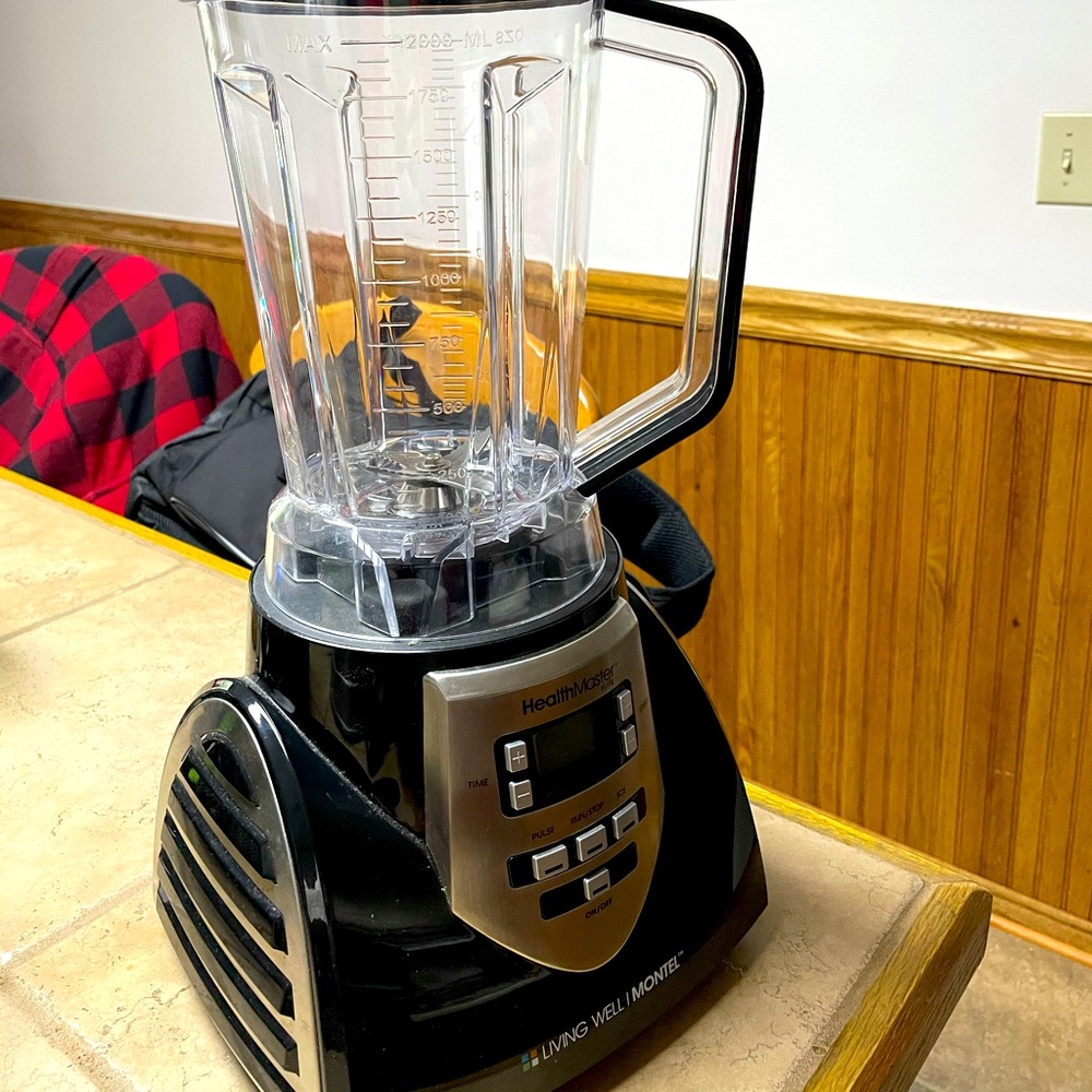 Montel Williams Living Well HealthMaster blender